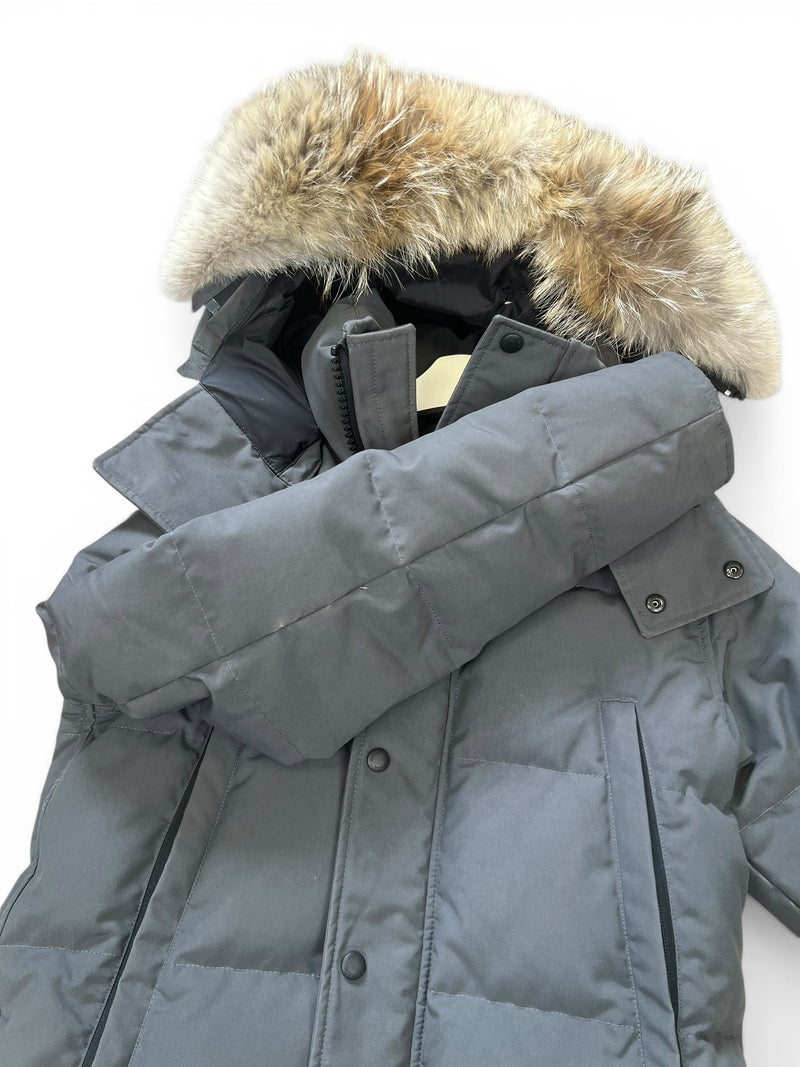 CANADA GOOSE WYNDHAM PARKA - XS ( FIT SMALL ) PRELOVED