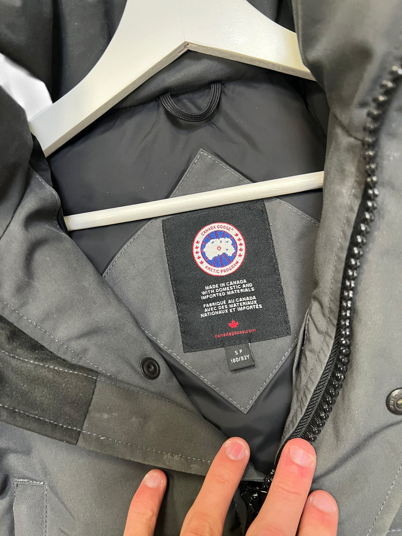 CANADA GOOSE WYNDHAM - SMALL - PRELOVED