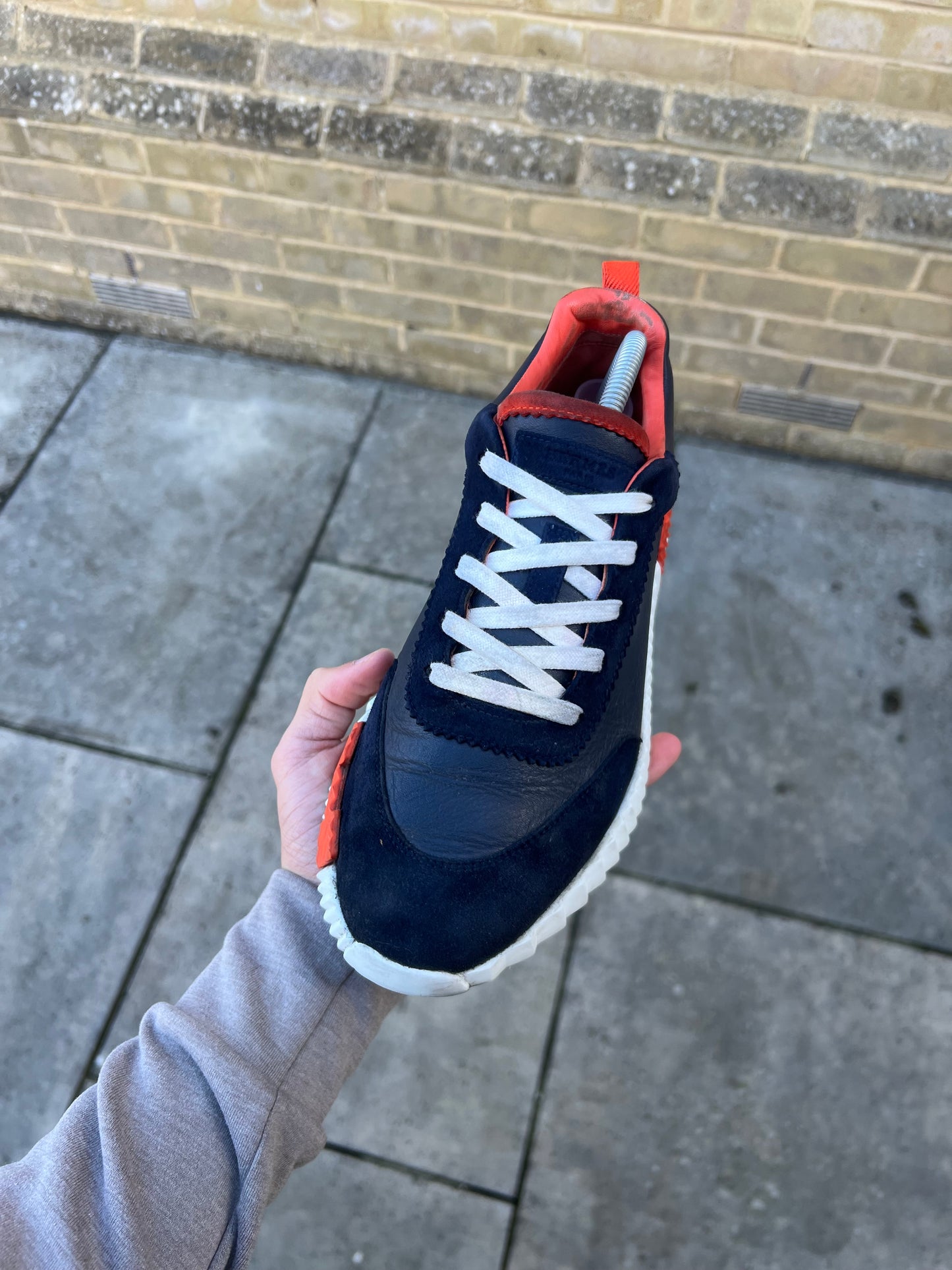 Hermes men’s bouncing trainer | UK 6 fit 7