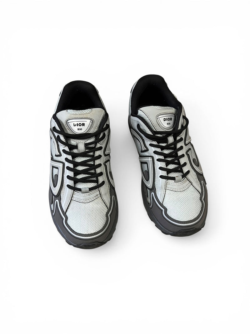 DIOR B30 TRAINER - UK 8 ( PRELOVED )