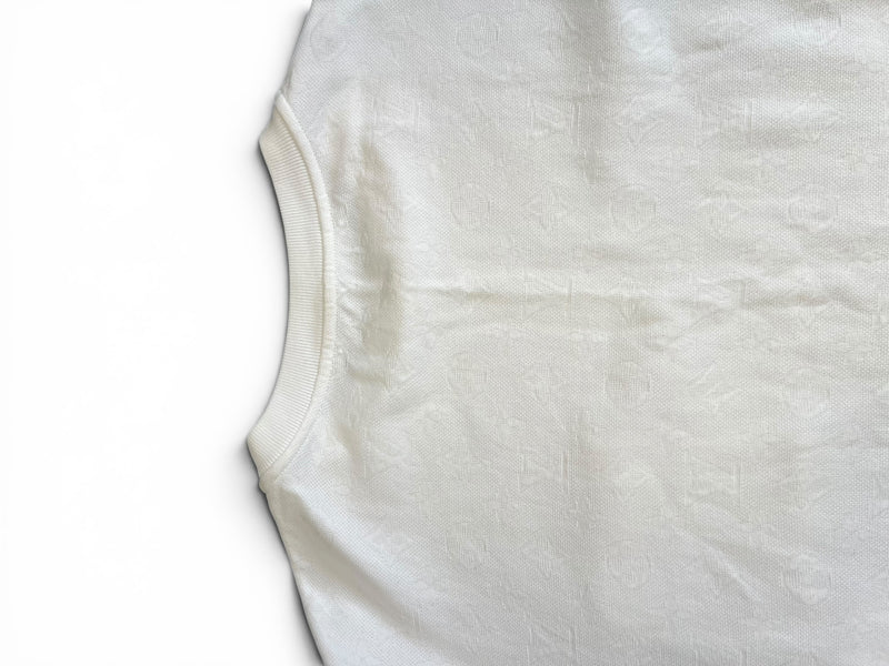 LOUIS VUITTON MONOGRAM T-SHIRT - LARGE - PRELOVED